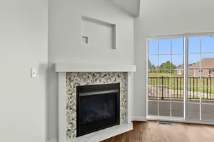 1920 Ravenswood Ln, Manitowoc, WI 54220 - Photo 21