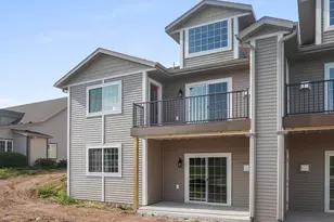 1920 Ravenswood Ln, Manitowoc, WI 54220 - Photo 41