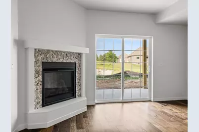 1920  Ravenswood Ln, Manitowoc, WI 54220 - Photo 31
