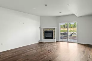 1920 Ravenswood Ln, Manitowoc, WI 54220 - Photo 29