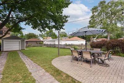 2207 N 66th St, Wauwatosa, WI 53213 - Photo 31