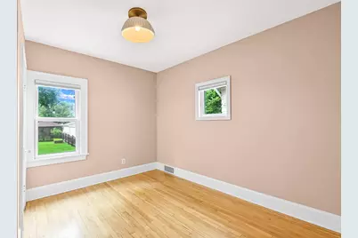 2207 N 66th St, Wauwatosa, WI 53213 - Photo 21