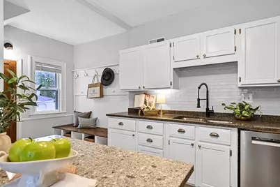 2207 N 66th St, Wauwatosa, WI 53213 - Photo 17