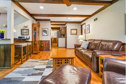 W210N11135  Mountbrooke Dr, Germantown, WI 53022 - Photo 5