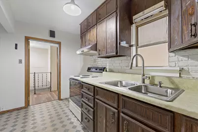 5945 S 20th St, Milwaukee, WI 53221 - Photo 5