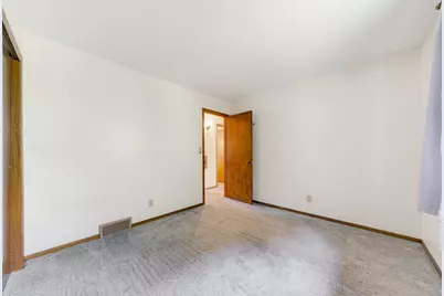 3755  Kettle View Dr, Hartford, WI 53086 - Photo 23
