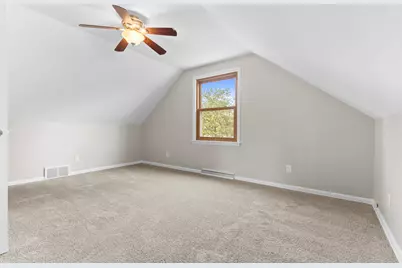 3420 S 81st St, Milwaukee, WI 53219 - Photo 7