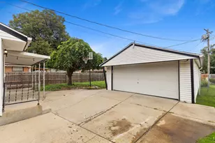 3420 S 81st St, Milwaukee, WI 53219 - Photo 5