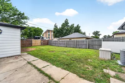 2702  Loraine Ave, Racine, WI 53404 - Photo 15