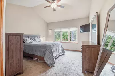 3610  Oak Valley Ln, Waukesha, WI 53188 - Photo 15
