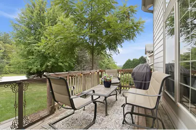 3610  Oak Valley Ln, Waukesha, WI 53188 - Photo 3