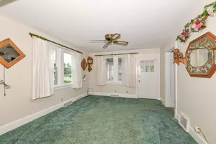 1247 Illinois St, Racine, WI 53405 - Photo 7
