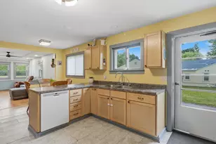 283 N Fairview Ave, North Prairie, WI 53153 - Photo 13