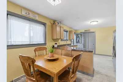 283 N Fairview Ave, North Prairie, WI 53153 - Photo 7