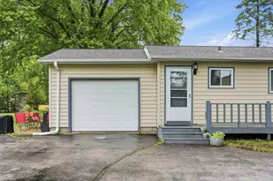 283 N Fairview Ave, North Prairie, WI 53153 - Photo 31