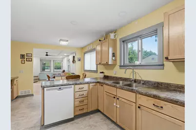 283 N Fairview Ave, North Prairie, WI 53153 - Photo 11