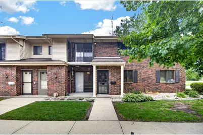 7209  57th Ave #103, Kenosha, WI 53142 - Photo 3