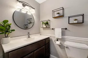 11550 N Meadowbrook Dr, Mequon, WI 53097 - Photo 19
