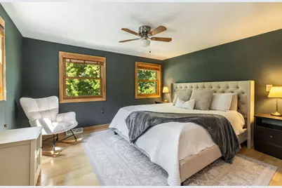 11550 N Meadowbrook Dr, Mequon, WI 53097 - Photo 11