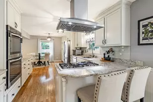 11550 N Meadowbrook Dr, Mequon, WI 53097 - Photo 5
