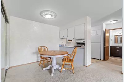 4035 S 84th St #1, Greenfield, WI 53228 - Photo 3