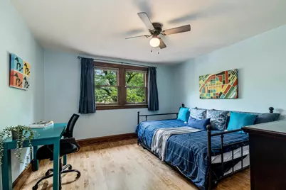 1811 N Astor St, Milwaukee, WI 53202 - Photo 19