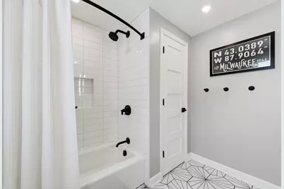 5973 N Bay Ridge Ave, Whitefish Bay, WI 53217 - Photo 55