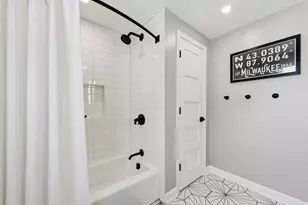 5973 N Bay Ridge Ave, Whitefish Bay, WI 53217 - Photo 55