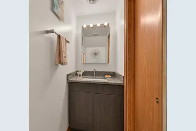 12975 N Colony Dr, Mequon, WI 53097 - Photo 15