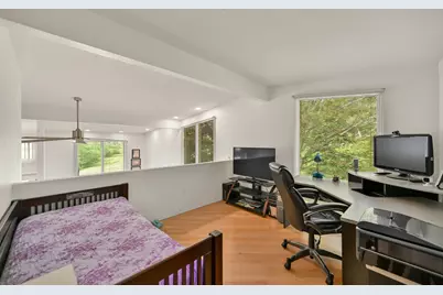 12975 N Colony Dr, Mequon, WI 53097 - Photo 9