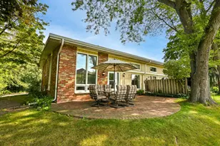12975 N Colony Dr, Mequon, WI 53097 - Photo 17