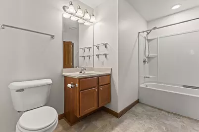 2820  21st St #8, Kenosha, WI 53140 - Photo 15