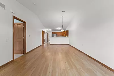 2820  21st St #8, Kenosha, WI 53140 - Photo 3