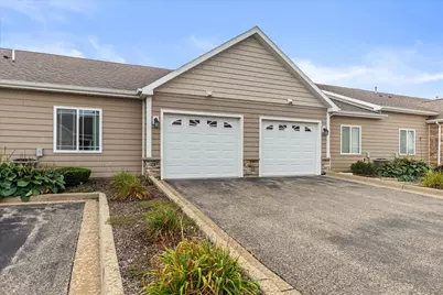 2820  21st St #8, Kenosha, WI 53140 - Photo 17