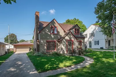 2611 N 84th St, Wauwatosa, WI 53226 - Photo 31