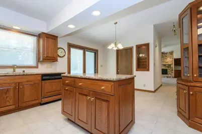 2885 S 126th St, New Berlin, WI 53151 - Photo 17