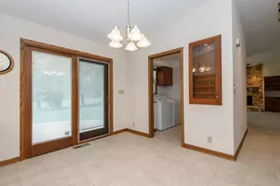 2885 S 126th St, New Berlin, WI 53151 - Photo 13