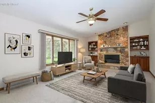 2885 S 126th St, New Berlin, WI 53151 - Photo 9