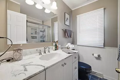 803 S 119th St, West Allis, WI 53214 - Photo 15