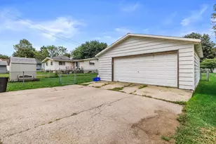 524 Orchard St, Burlington, WI 53105 - Photo 27