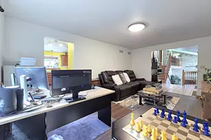 9201 W County Line Rd, Milwaukee, WI 53224 - Photo 23
