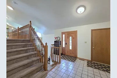 9201 W County Line Rd, Milwaukee, WI 53224 - Photo 41
