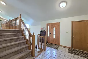 9201 W County Line Rd, Milwaukee, WI 53224 - Photo 41