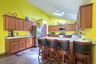 9201 W County Line Rd, Milwaukee, WI 53224 - Photo 7