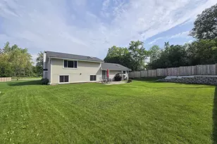 9201 W County Line Rd, Milwaukee, WI 53224 - Photo 47
