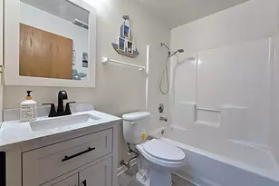 9201 W County Line Rd, Milwaukee, WI 53224 - Photo 37