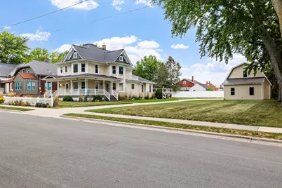 40 W Van Altena Ave, Cedar Grove, WI 53013 - Photo 3