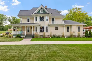 40 W Van Altena Ave, Cedar Grove, WI 53013 - Photo 1