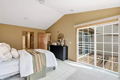 17741 W Jacobs Dr, New Berlin, WI 53146 - Photo 13