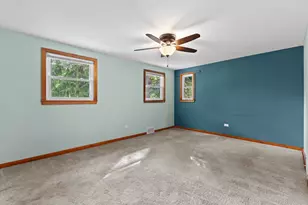 W236N6530 Hillview Dr, Sussex, WI 53089 - Photo 19